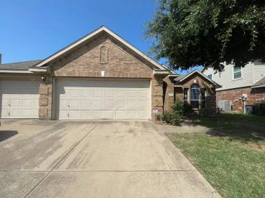 Main picture of 7702 Decoy Dr