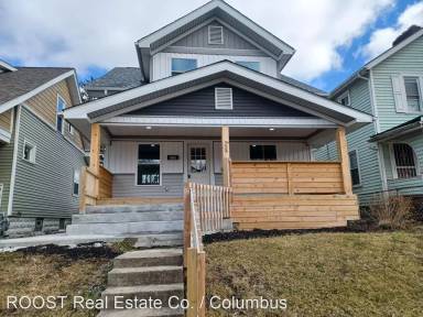 Main picture of 724 Seymour Ave