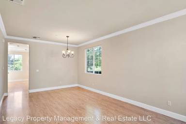 Main picture of 2053 Cooper Dr