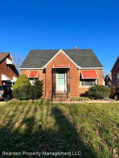 Main picture of 1521 Silver St