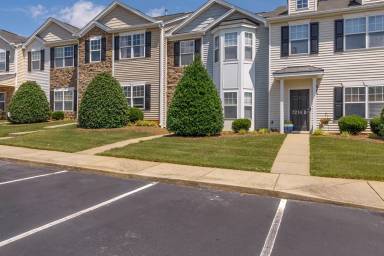 Main picture of 7214 Olmstead Dr