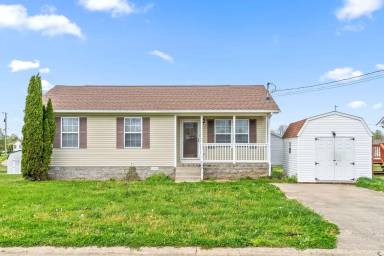 Main picture of 105 Gleaves Ln