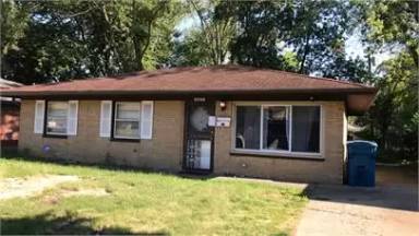 Main picture of 4143 E 5th Pl
