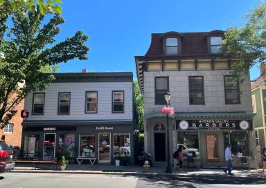 Main picture of 42 Main St