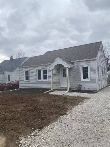 Main picture of 237 S Thorncrest Ave