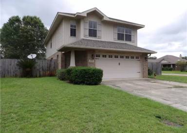 Main picture of 9976 Summer Woods Cir N