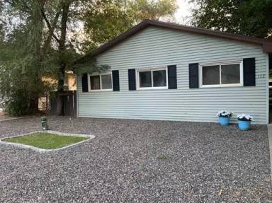 Main picture of 137 N Cherry St