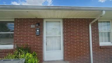 Main picture of 859 S Cherry St