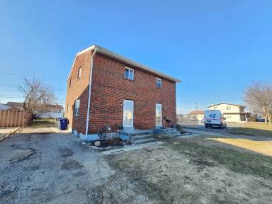 Main picture of 4197 Sullivant Ave