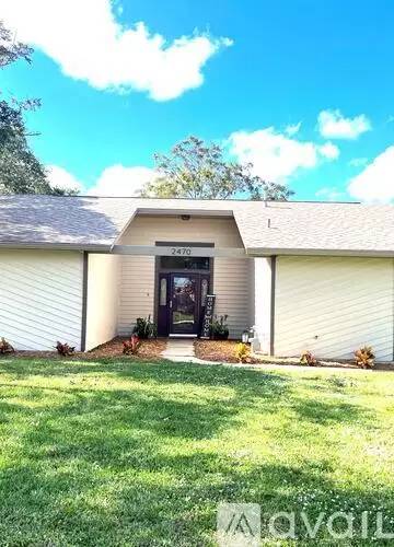 Main picture of 2470 Empire Ave