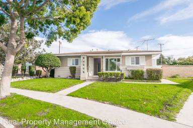 Main picture of 158 E 230th St