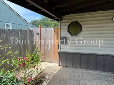 Main picture of 1028 Mill St