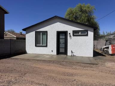 Main picture of 9608 N 11th Ave