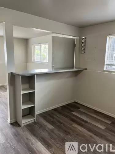 Main picture of 50 Barclay Dr