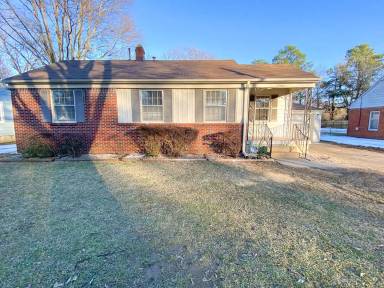 Main picture of 1466 Titus Rd