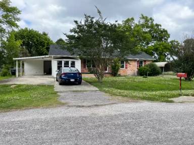 Main picture of 32 Jasmine Dr