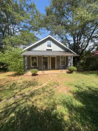 Main picture of 422 N Garrett St