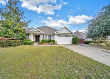 Main picture of 145 Alicia Dr