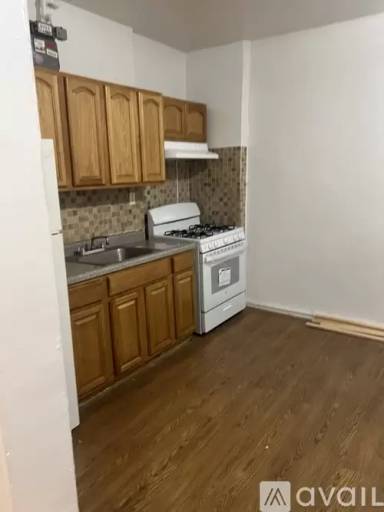 Main picture of 3540 DeKalb Ave