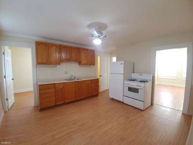 Main picture of 17 Woodland St