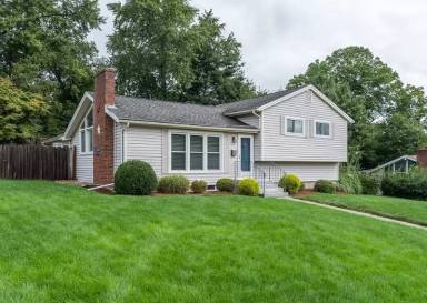Main picture of 64 Hills Ferry Rd