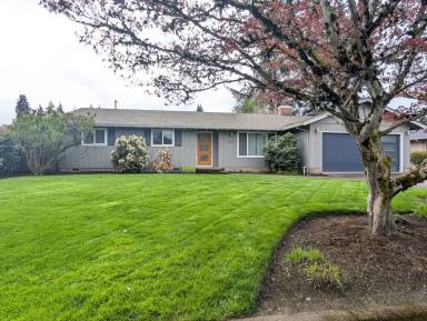 Main picture of 924 Tivoli Ave