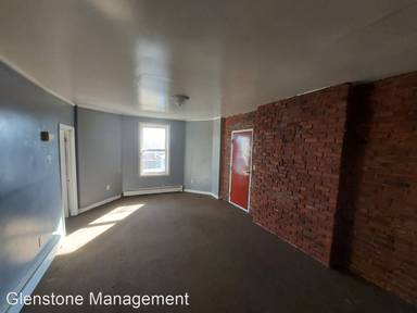 Main picture of 114 Mather St