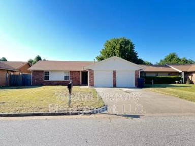 Main picture of 10212 Birkenhead Rd