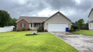 Main picture of 105 Fieldgate Dr