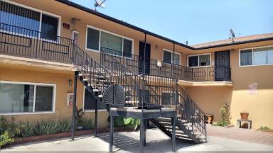 Main picture of 6765 Orizaba Ave