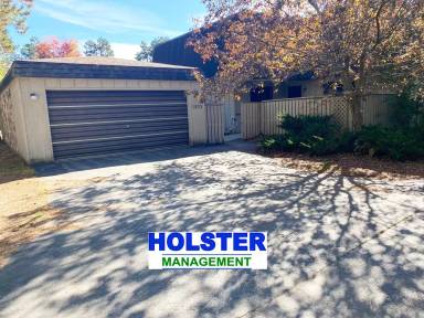 Main picture of 1803 E Crabtree Dr