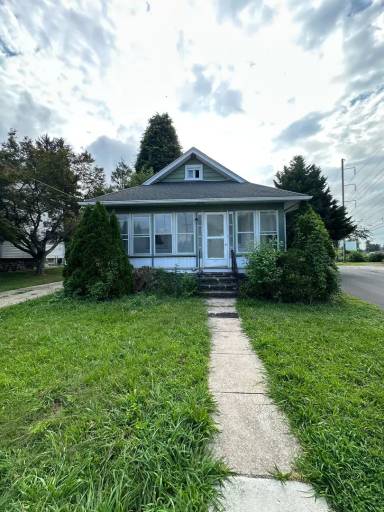 Main picture of 57 S Brighton Ave