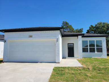 Main picture of 3360 Noor St