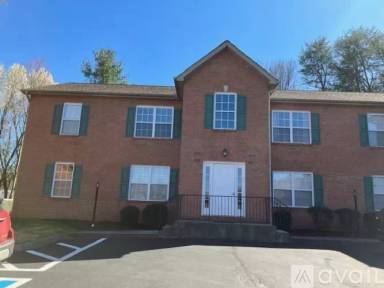 Main picture of 4805 Poplar Crest Way