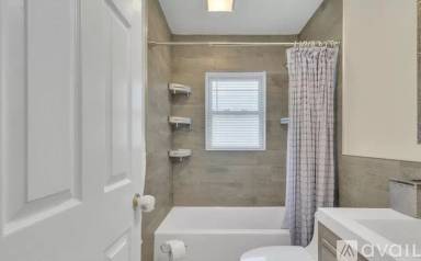 Main picture of 214 Greenland Ave