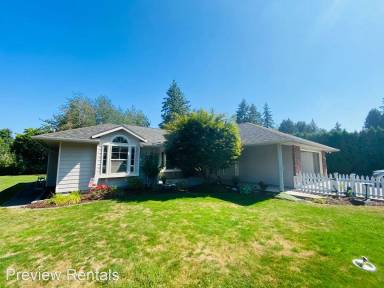 Main picture of 2122 Forest Dr