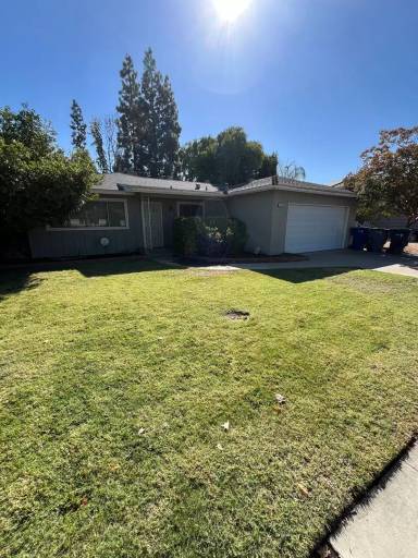 Main picture of 5672 N 9th St