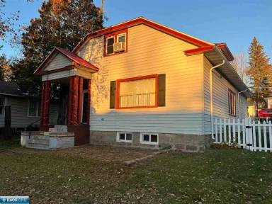 Main picture of 804 Grant Ave