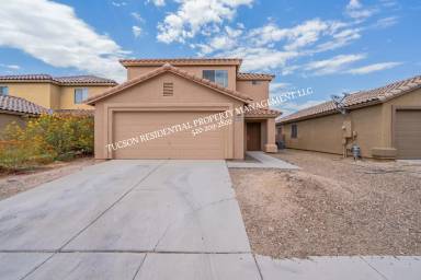 Main picture of 4123 E Cameo Point Dr