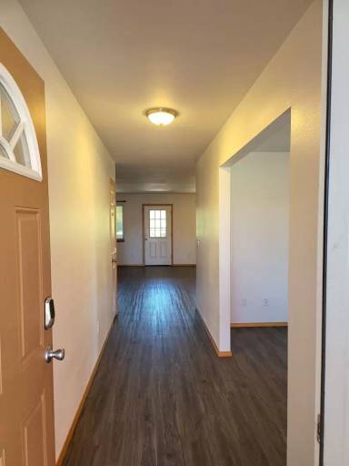 Main picture of 303 Parkside Loop