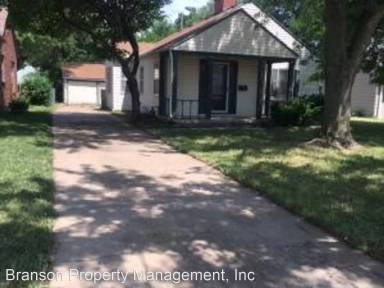 Main picture of 102 S Glendale St