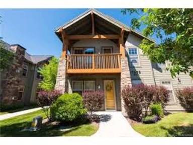 Main picture of 1618 Redstone Ave