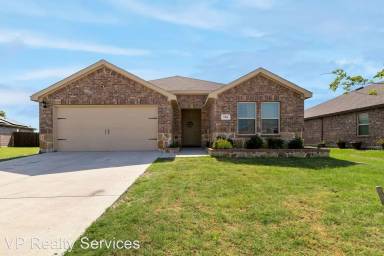 Main picture of 703 Saddle Horn Way