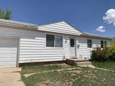 Main picture of 807 Reynolds St