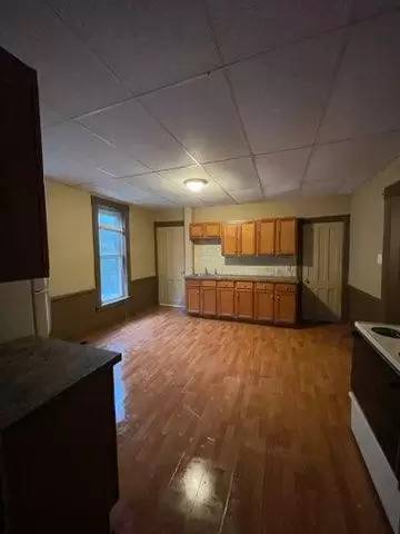 Main picture of 40 Storrie St