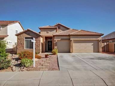 Main picture of 3336 E Mayberry Ave