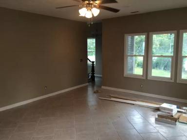 Main picture of 502 W Walnut St