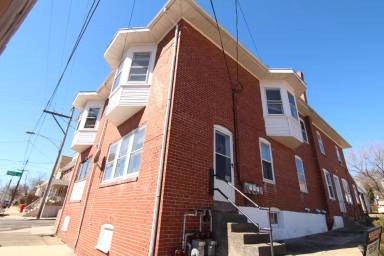 Main picture of 1103 South St