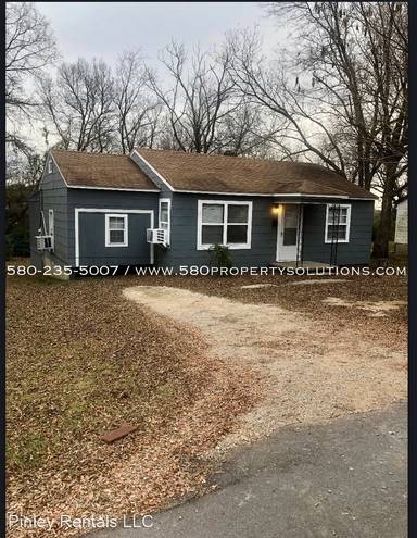 Main picture of 1032 S Highland St