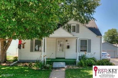 Main picture of 1940 S 48th St